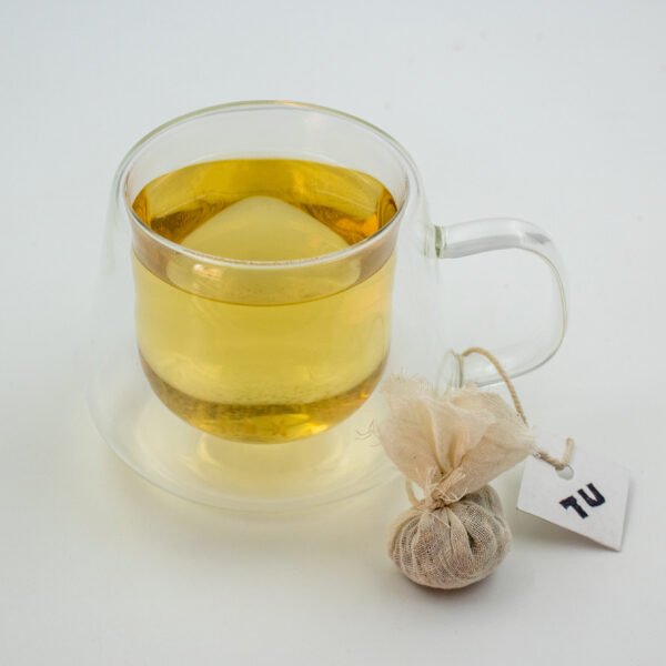 Liquor color of lavender chamomile tea